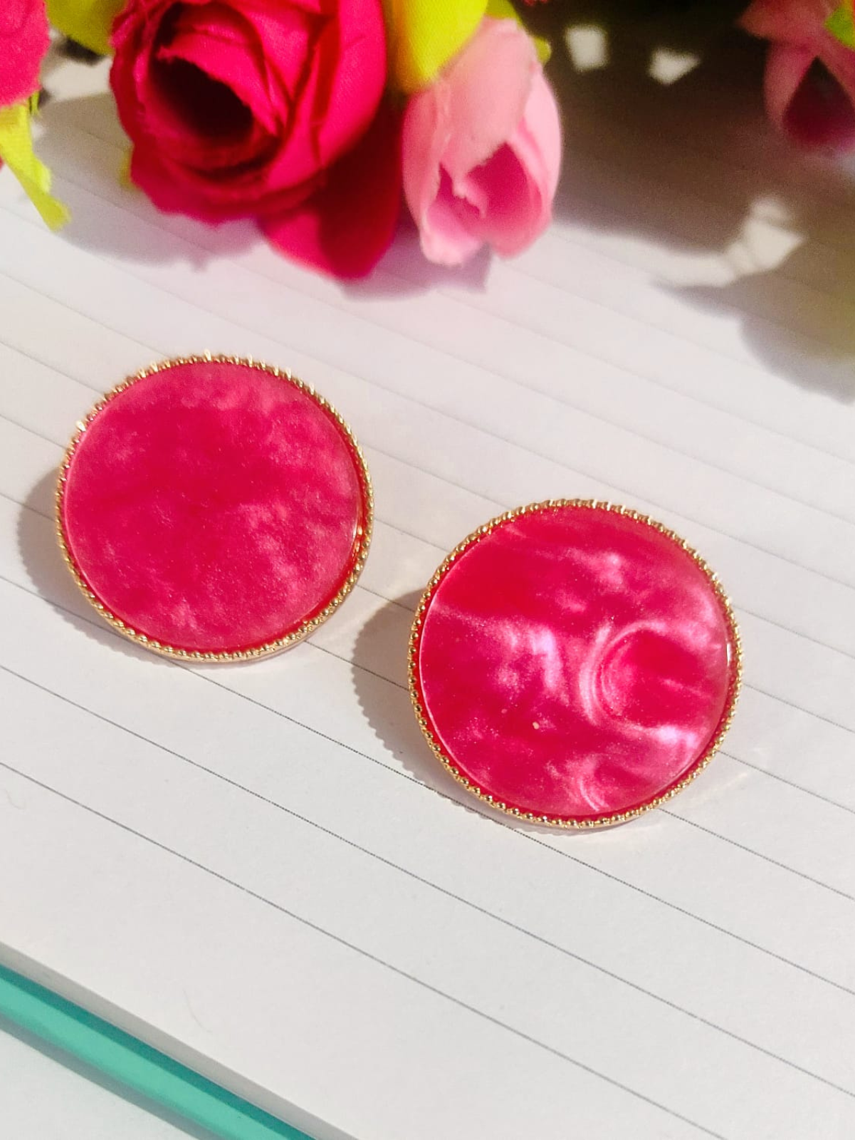 Round Stud Earring