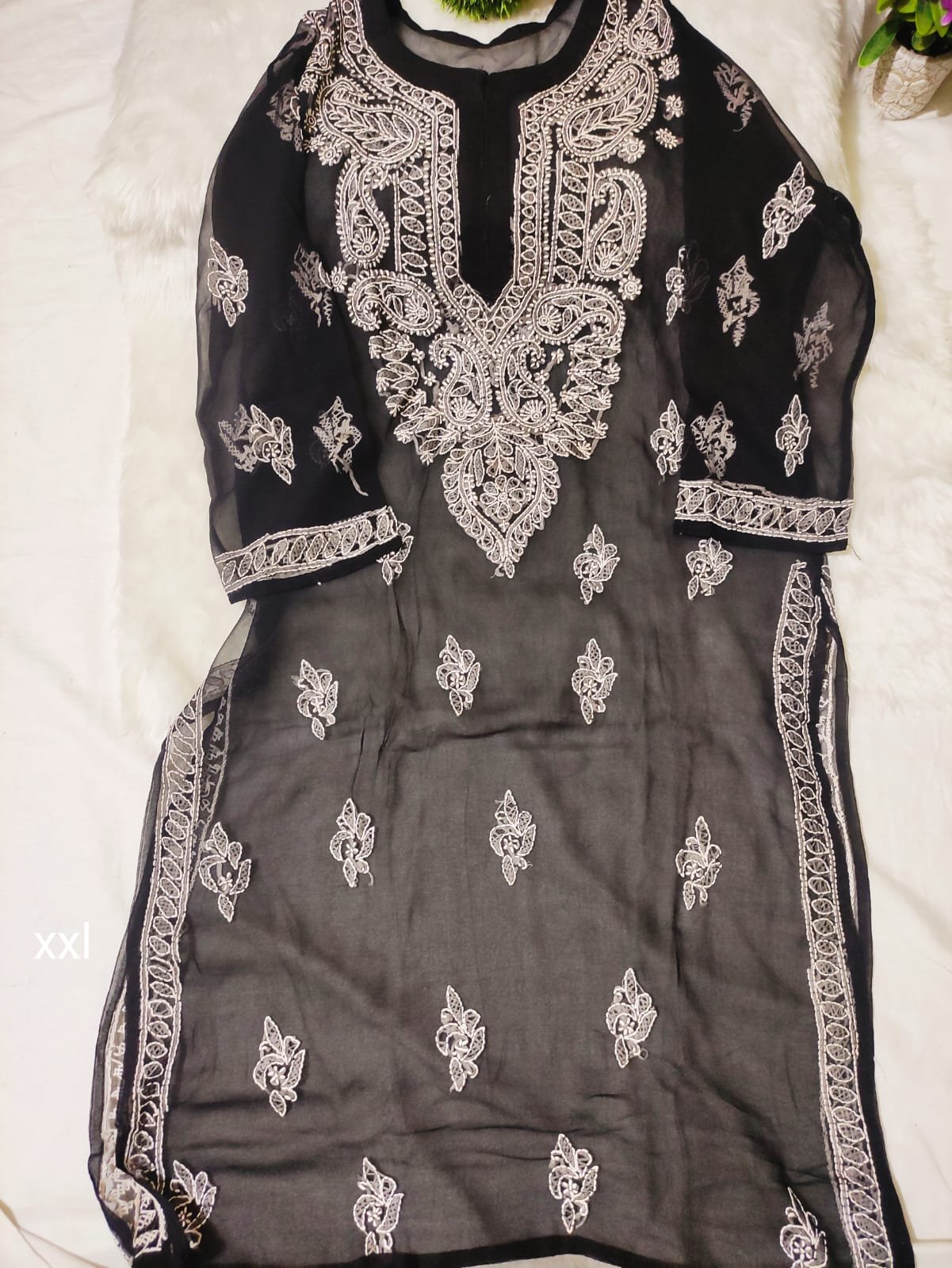 Hand Embriodered Lucknowi Chikankari Kurti(Inner Not Included) - Image 7