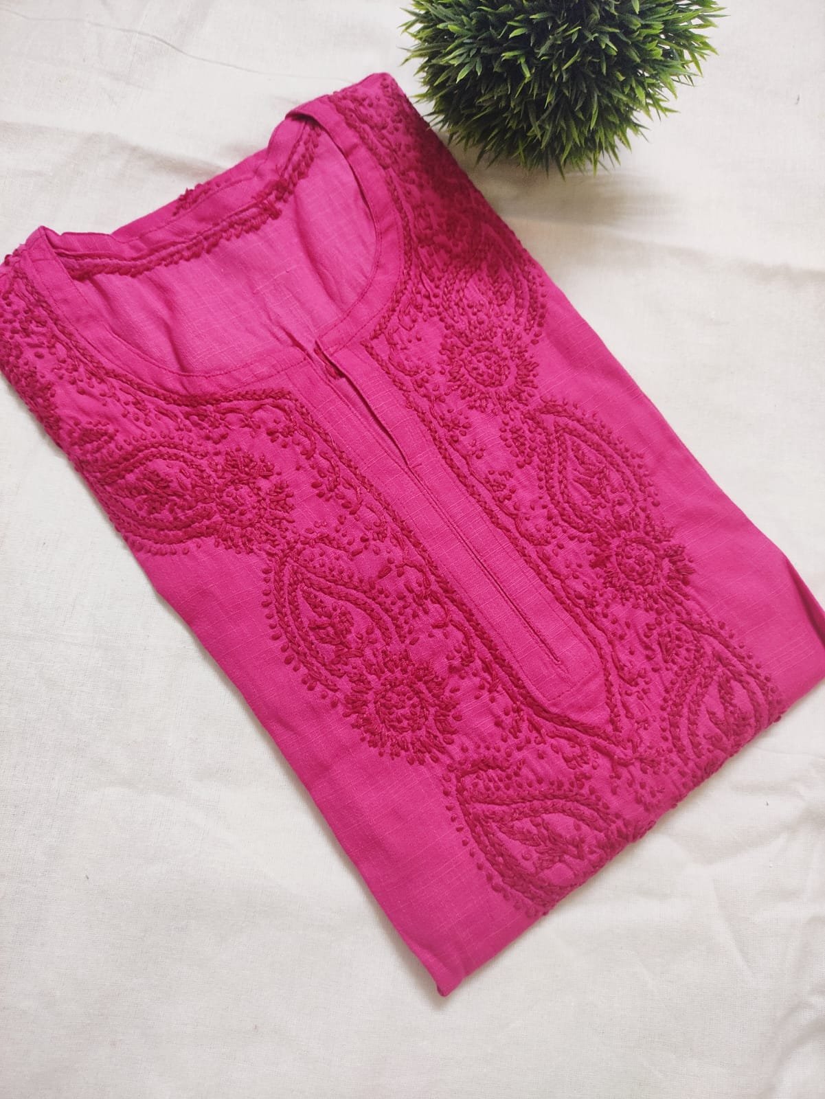 Hand Embriodered Lucknowi Chikankari Kurti(Inner Not Included) - Image 5