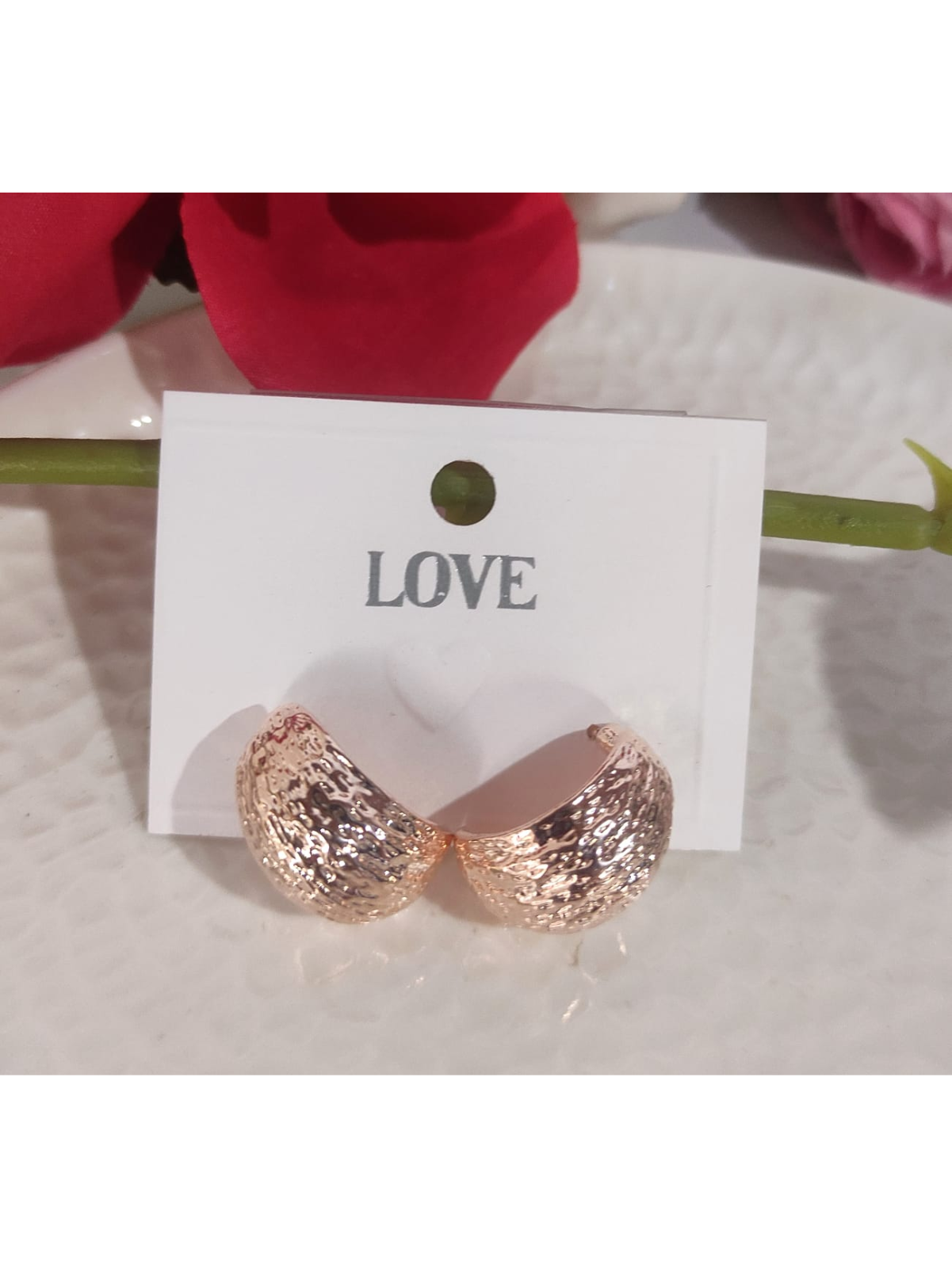 Curve Stud Earring - Image 7